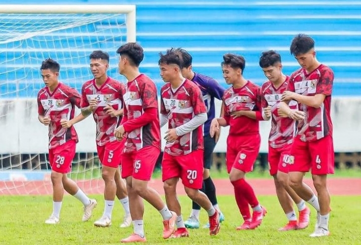 9 cầu thủ Việt Nam bị treo giò