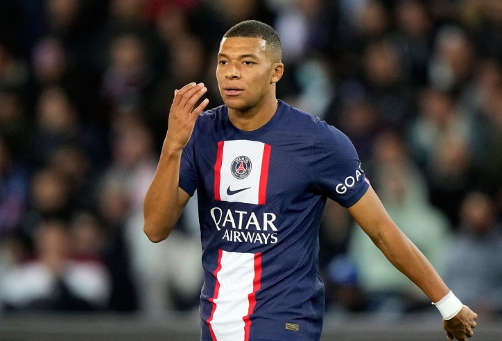 Champions League sắp trở lại, Mbappe bỗng nhận tin không thể buồn hơn