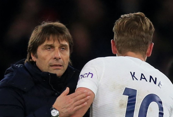 Đang nằm viện, HLV Conte vẫn bị Harry Kane ra 'yêu sách' khó đỡ