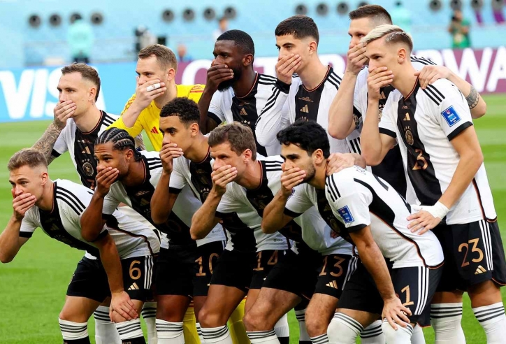 Bắt chước Ronaldo, nhà vô địch thế giới sắp bị gã khổng lồ châu Âu 'tống cổ'