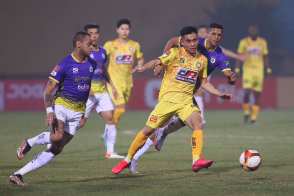 Cầm hòa ĐKVĐ Hà Nội, Đông Á Thanh Hóa nhận thưởng lớn