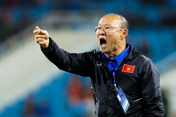 HLV Park Hang Seo xem giò 'lá chắn thép HAGL' cho ĐT Việt Nam