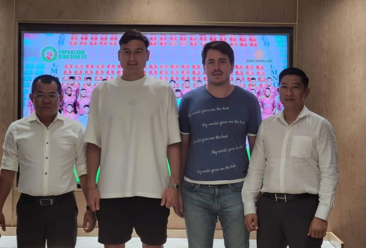CHÍNH THỨC: Đặng Văn Lâm gia nhập 'PSG Việt Nam' với mức lương khủng