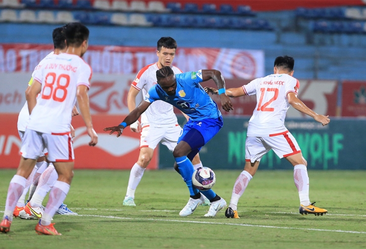 Vòng 17 V-League 2022: Cuộc chiến nhóm 'cầm đèn đỏ'