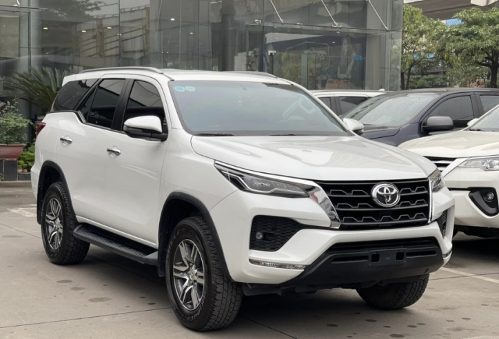 Toyota Fortuner và loạt SUV 7 chỗ giảm giá đồng loạt, cao nhất lên tới gần 200 triệu
