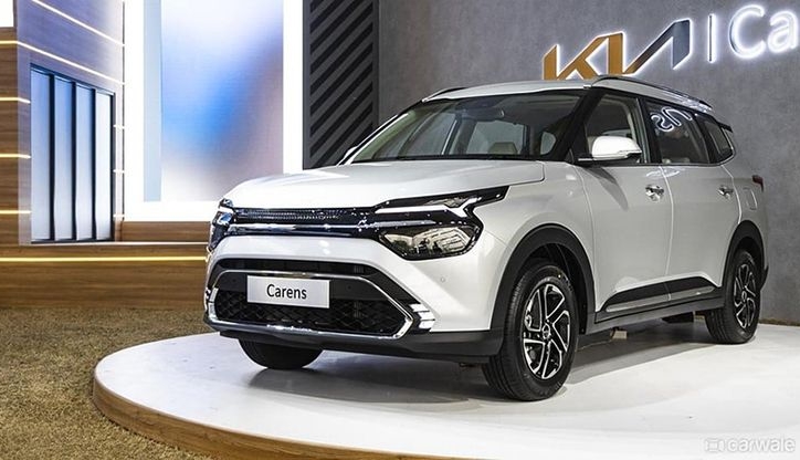 Đối thủ của Mitsubishi Xpander giảm giá mạnh, cao nhất lên tới 60 triệu đồng