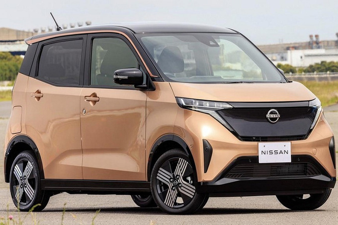 Ô tô điện mini đang gây sốt tại Nhật Bản: Vừa ra mắt đã có 11.000 đơn hàng, giá quy đổi chỉ hơn 300 triệu