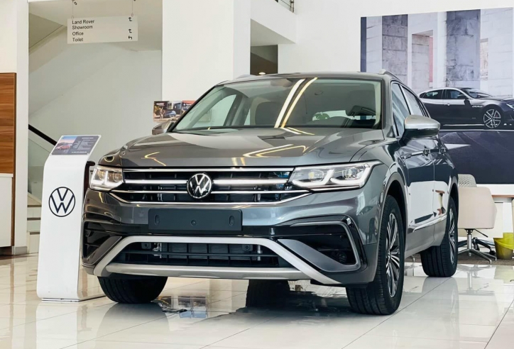 Đối thủ của Hyundai SantaFe giảm giá sâu ‘chạm đáy’ lên tới 400 triệu đồng