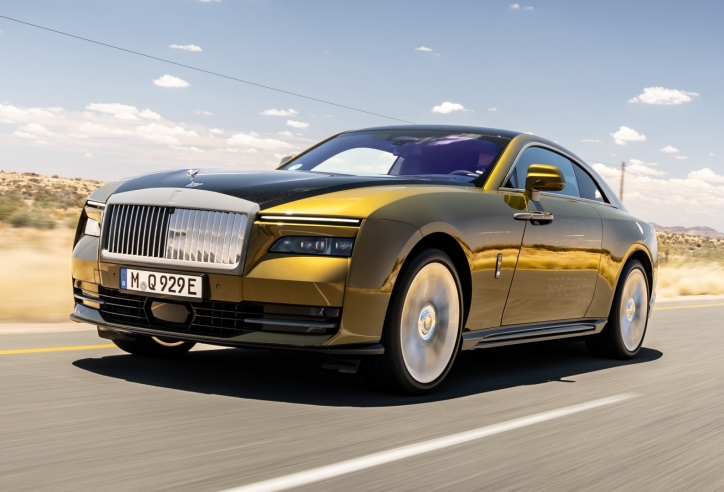 Ô tô điện đầu tiên của Rolls-Royce ra mắt Đông Nam Á, giá gần 18 tỷ đồng khi về Việt Nam
