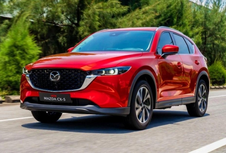 Chấp luôn tháng ‘cô hồn’, Mazda CX-5 đánh bại Xpander để lên đỉnh doanh số tại Việt Nam
