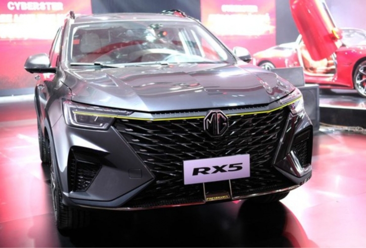 MG ra mắt hai mẫu xe mới, giá bán hấp dẫn song đấu CX-5, Corolla Altis