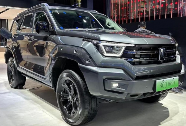Hãng xe mới vào Việt Nam ra mắt SUV địa hình cực hầm hố, giá quy đổi chưa đến 1 tỷ đồng