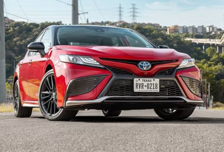 Xếp hạng các mẫu ô tô tốt nhất năm 2024: Xe hybrid khiến xe xăng 'lu mờ'