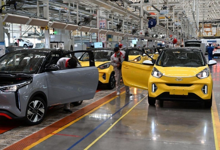 Trung Quốc phản bác cáo buộc về tình trạng ‘khủng hoảng thừa’ ô tô điện