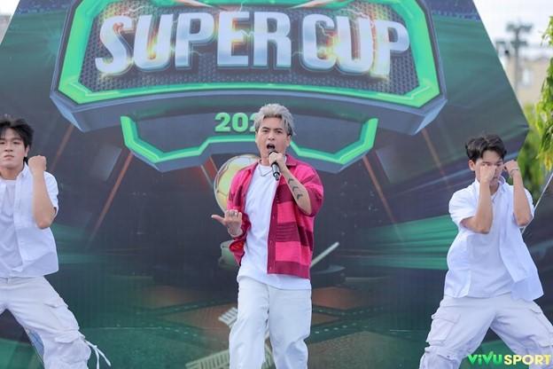 Sân phủi hóa sân khấu: Hồ Quang Hiếu mang “lửa” đến Vivu Sport Super Cup 2025
