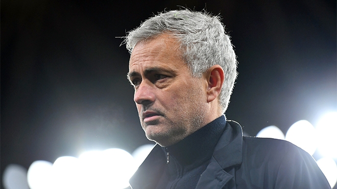 Thi đấu bạc nhược, Roma định đoạt tương lai Jose Mourinho đầy bất ngờ