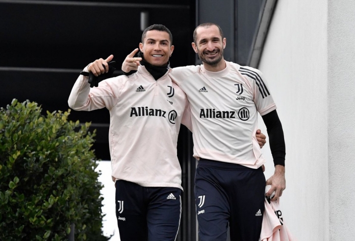 Juventus chính thức gia hạn hợp đồng với ‘ngôi sao không tuổi’