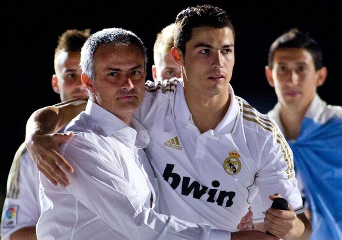 Di Maria tiết lộ sự thật gây sốc về Ronaldo và Mourinho
