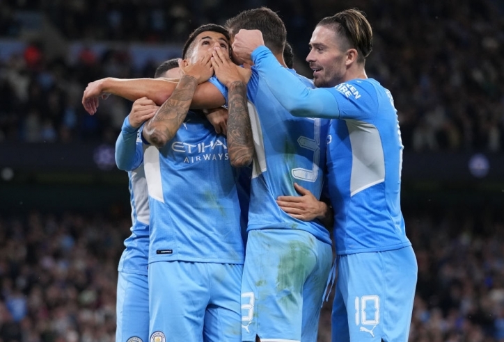 De Bruyne trở lại, Man City hủy diệt đối thủ trong trận cầu có 9 bàn thắng