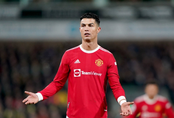 Top 10 cầu thủ hưởng lương cao nhất tại MU: Ronaldo khác biệt với phần còn lại