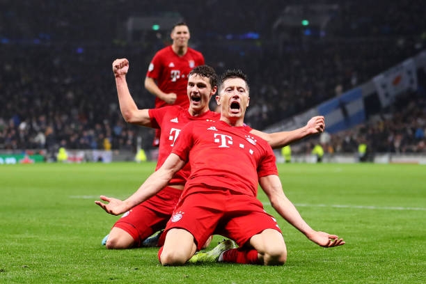 Không cần đá, Bayern vẫn vô địch Bundesliga