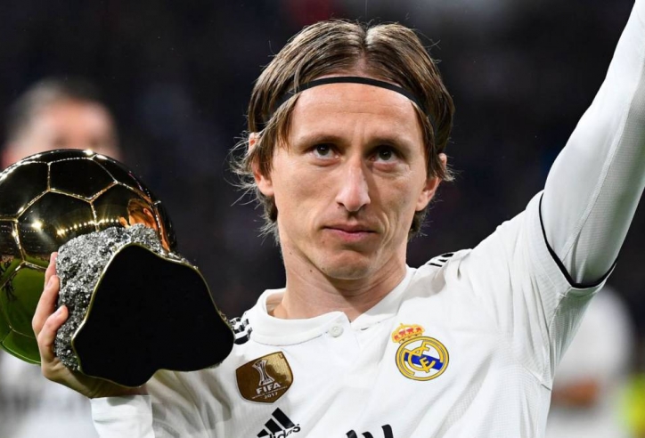 Luka Modric đồng ý gia hạn với Real Madrid