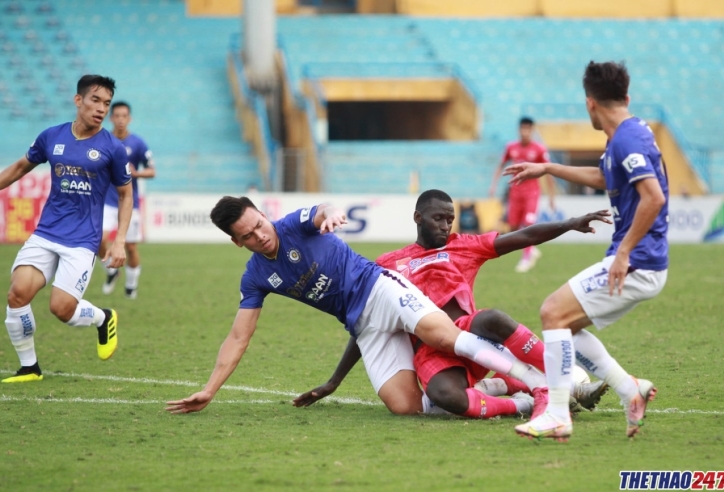 Vòng 13 V-League 2021 tạm hoãn