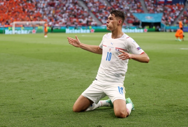 Schick tỏa sáng chấm dứt giấc mơ của Hà Lan ở EURO 2021