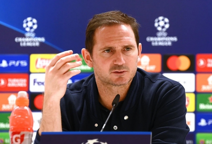 HLV Lampard 'mỉa mai' MU và Arsenal để bao biện cho thất bại của Chelsea