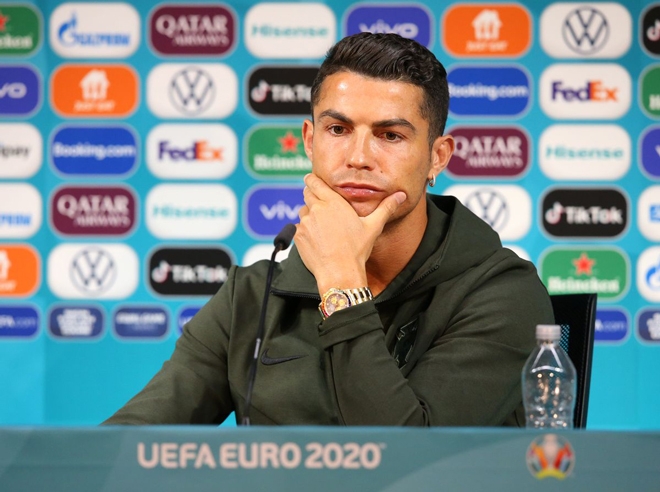 Chuyển nhượng bóng đá 11/7: Ronaldo muốn tái hợp Sergio Ramos