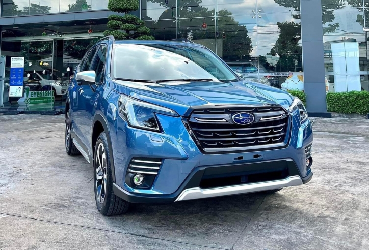 Đối thủ của CX-5, CR-V bất ngờ giảm giá cực mạnh