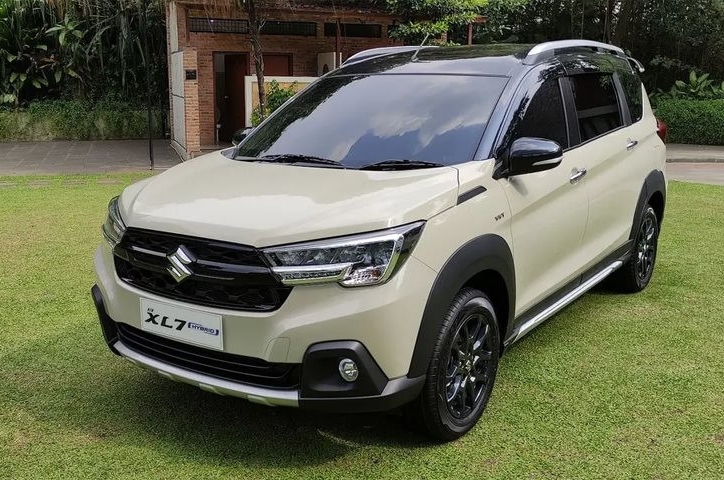 Suzuki XL7 bản 'siêu tiết kiệm xăng' lập kỷ lục doanh số