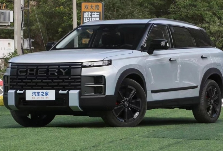 Đối thủ của CX-5 ra mắt: 'Ăn xăng' chỉ 1 lít/100 km, sắp về Việt Nam cuối năm nay