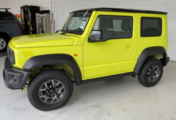 Thêm bằng chứng mới cho thấy 'tiểu G-Class' Suzuki Jimny sắp về Việt Nam