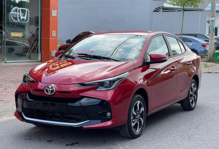 Toyota Vios 2023 chưa lăn bánh rao bán lại với mức giá khó tin