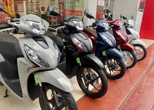 'Xe ga quốc dân' Honda Vision giảm giá mạnh trong tháng 10