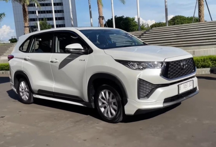 Toyota Innova 2024 bán 'đắt như tôm tươi', thời gian chờ giao xe lên tới hơn 1 năm