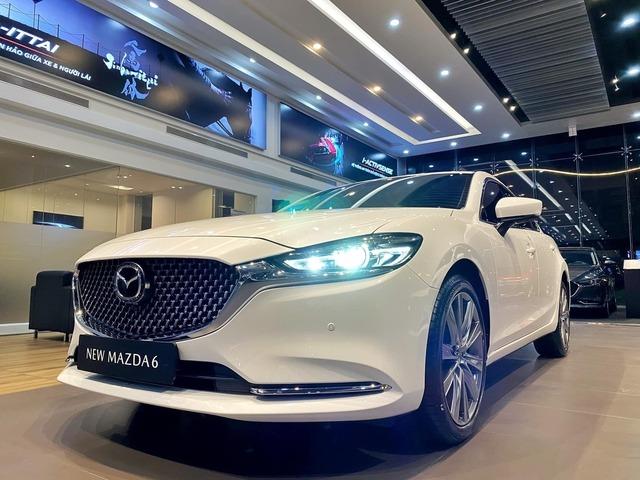 Thực hư tin đồn Mazda6 bị lược bỏ phiên bản cao cấp nhất tại Việt Nam
