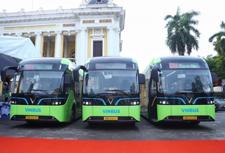Hà Nội khai trương tuyến buýt điện miễn phí E11, đi qua hàng loạt điểm đến lịch sử - văn hóa Thủ đô