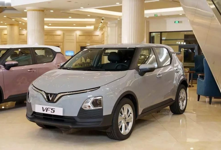 Phân khúc SUV cỡ A tháng 7/2025: VinFast VF 5 tiếp tục dẫn đầu, xe xăng 'đuối sức' trước xe điện