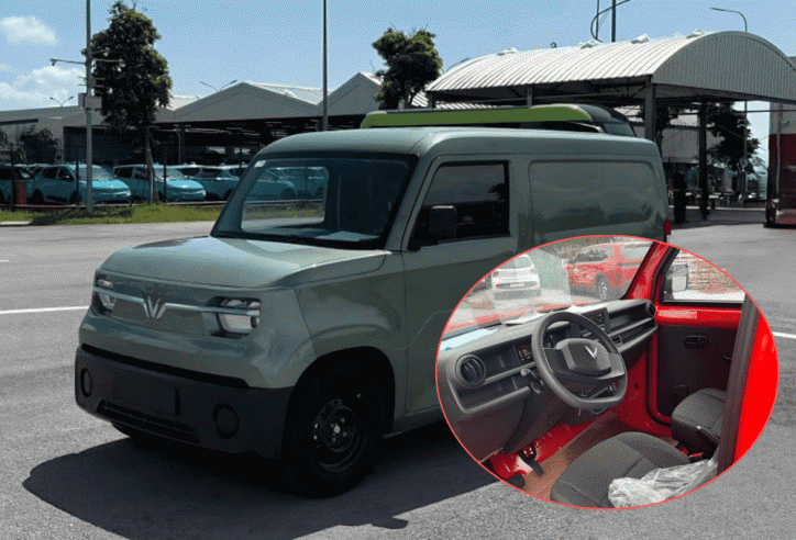 VinFast EC Van lộ nội thất thực tế: Thiết kế tối giản, sẵn sàng bàn giao trong tháng 11