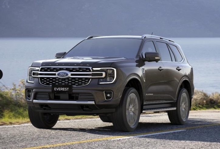 Ford Everest giữ vững ngôi vương phân khúc SUV cỡ D: Chưa có đối thủ xứng tầm?
