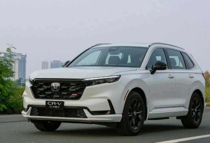 Honda CR-V e:HEV RS nhập Thái bị bán 'kèm lạc' tới 70 triệu đồng tại đại lý