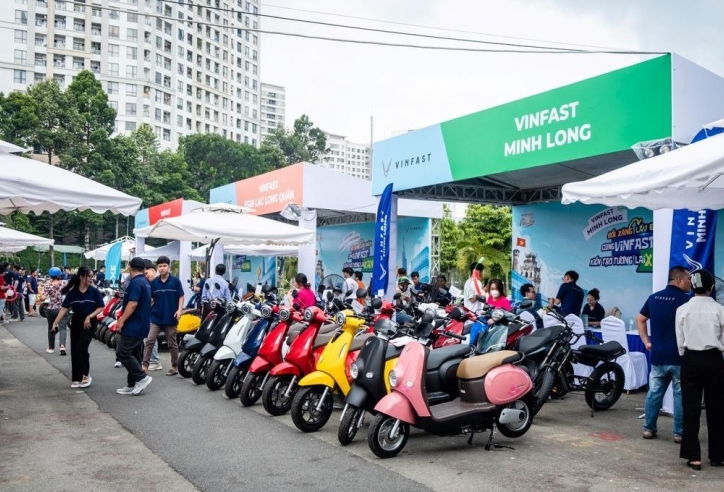 VinFast giao gần 235.000 xe máy, xe đạp điện trong 9 tháng đầu năm 2025