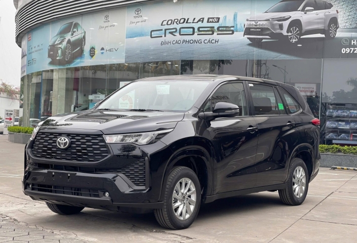 Toyota Innova Cross 2.0G ra mắt: Bản tiêu chuẩn giá 730 triệu đồng, cắt trang bị nhưng giữ hiệu năng