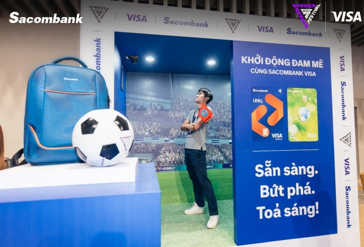 Sacombank đồng hành cùng visa tại sự kiện thể thao điện tử EA SPORTS FC PRO FESTIVAL 2025