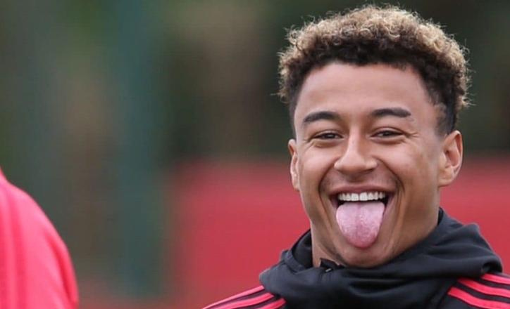 Quá ngán ngẩm MU, Lingard chạy theo tiếng gọi của đồng tiền?