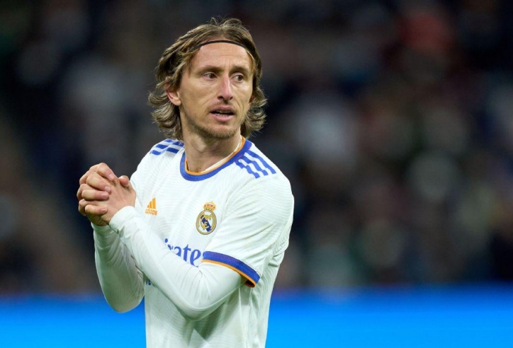 Luka Modric tái xuất Ngoại hạng Anh, gia nhập CLB thành Manchester?