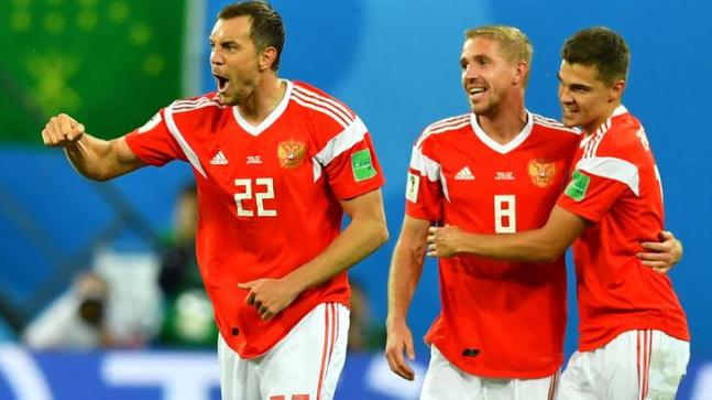 NÓNG: Nga giải cứu thành công bóng đá nước nhà, khiến FIFA và UEFA 'bẽ mặt'