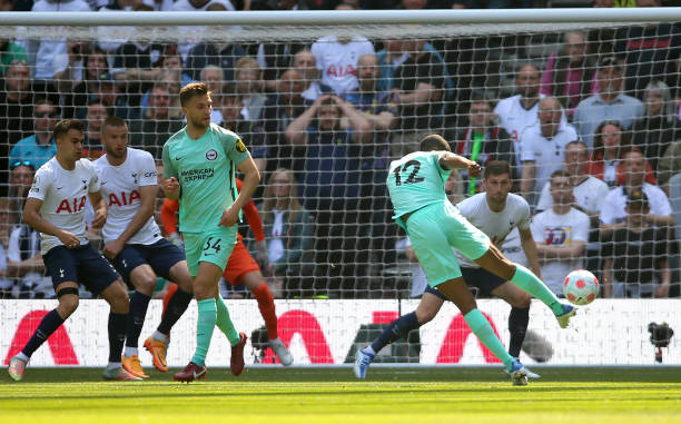 Nhận bàn thua muộn, Tottenham ôm hận ngay tại sân nhà